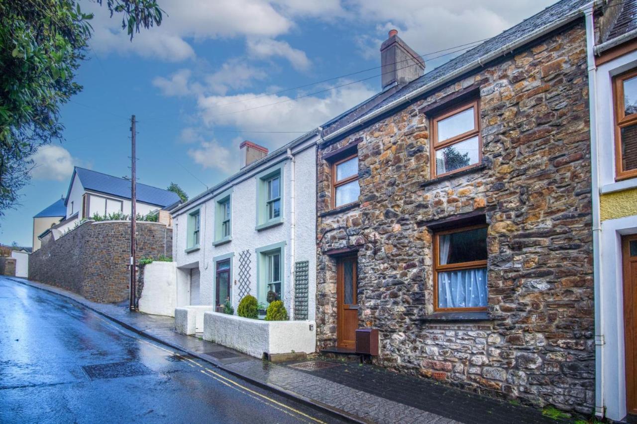 Church Terrace - 3 Bedroom - *